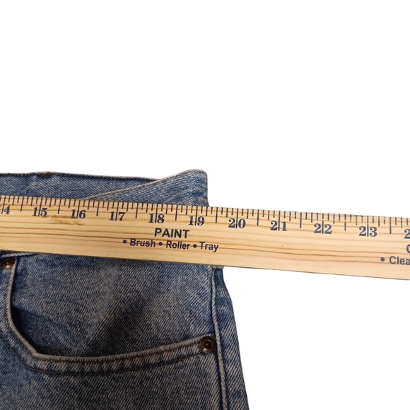 L.L. BEAN DOUBLE L CLASSIC FIT MEN'S SIZE 38×30 DENIM BLUE JEANS. - Picture 5 of 6